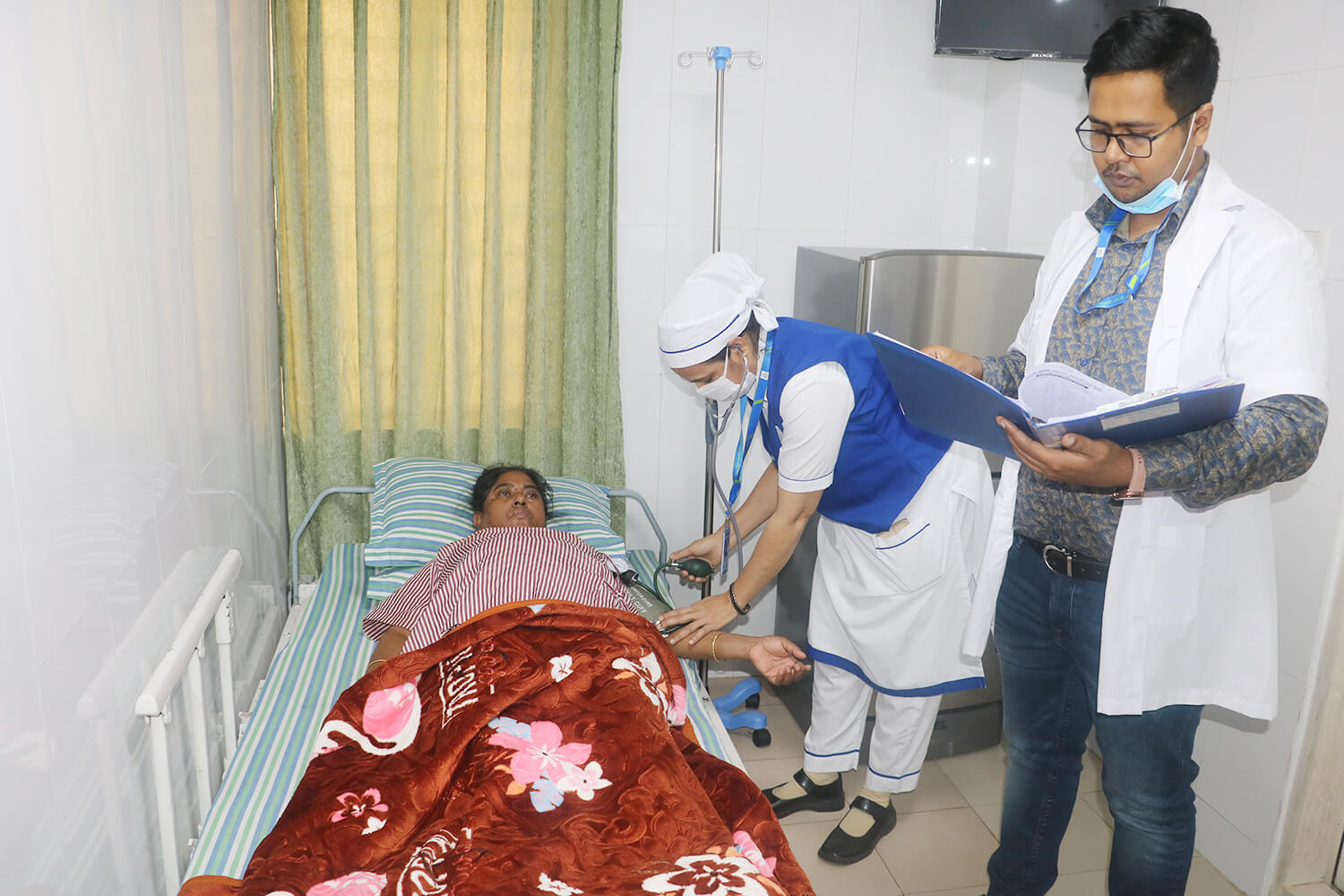 ১২০ শয্যা বিশিষ্ট হাসপাতাল